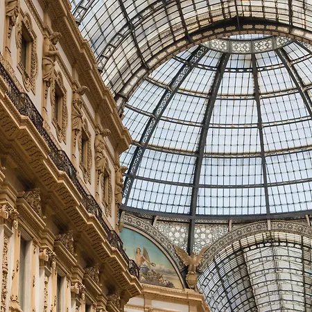 Hl - Brera, Garibaldi, Moscova, Duomo, Montenapoleone Милан